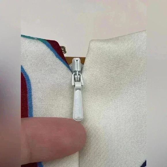 CAROLINA HERRERA Oleander Print Silk Fit & flare dress size 10 - Picture 14 of 17